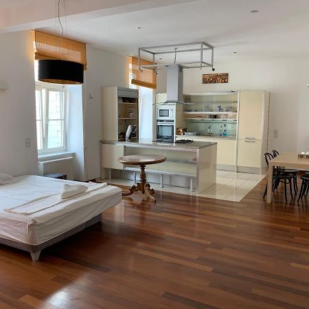 Apartment In The Heart Of Viena Exterior foto