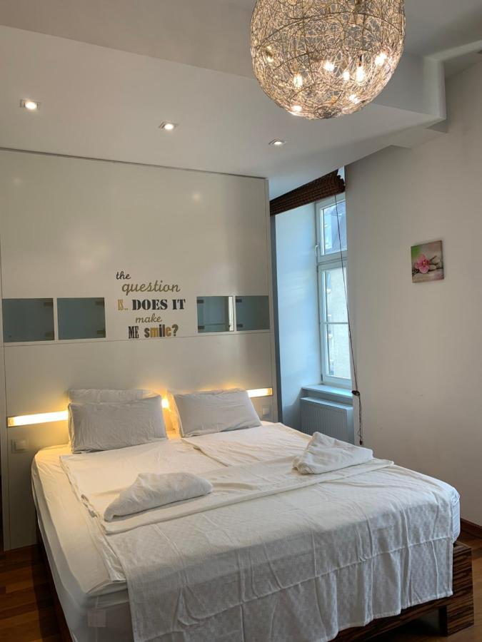 Apartment In The Heart Of Viena Exterior foto